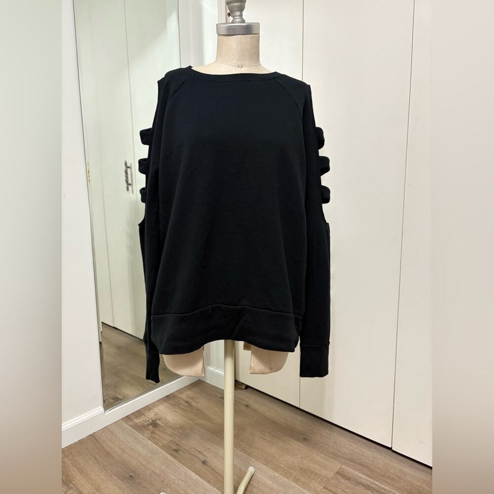 Zella Black Crew Neck Sweater
